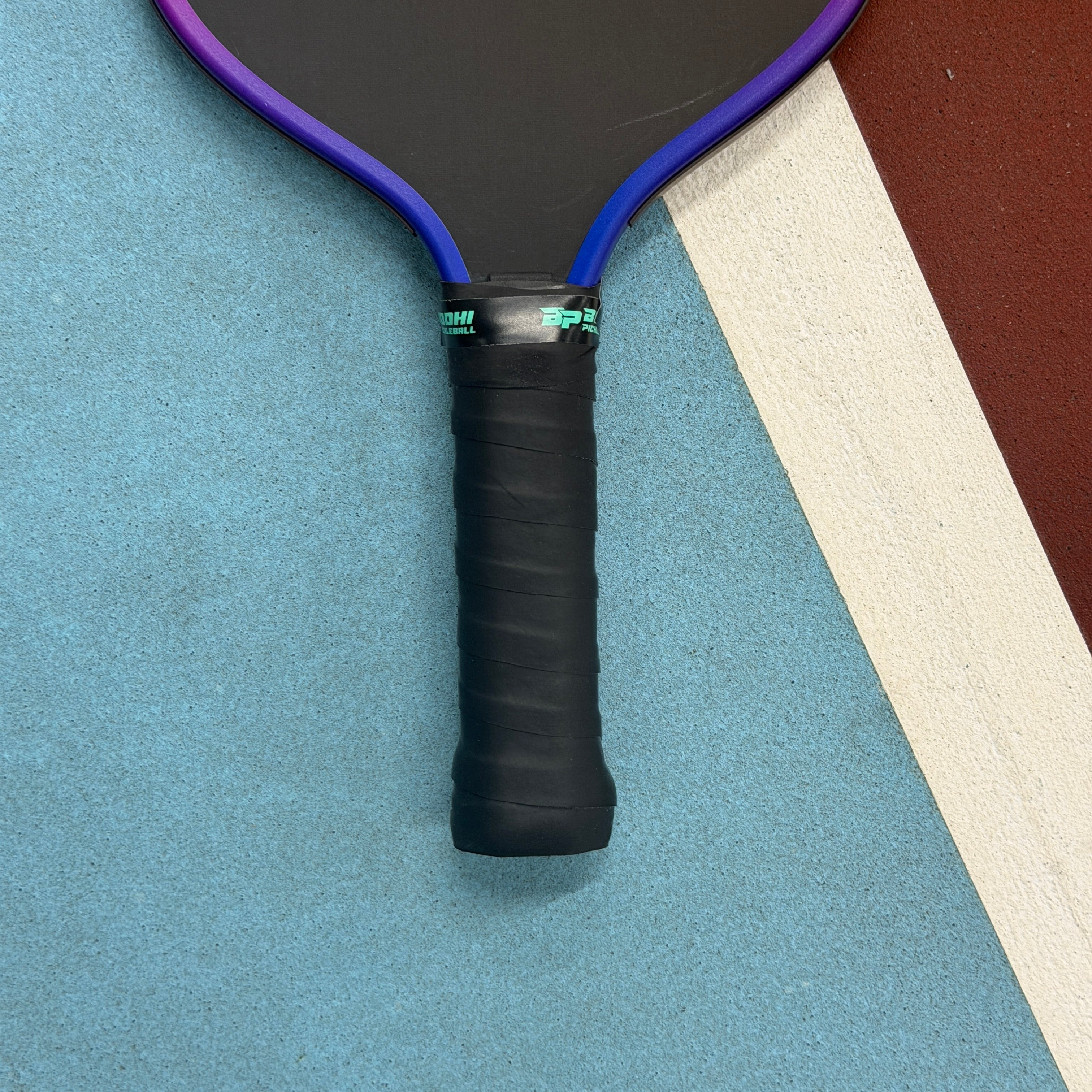 Luzz Pro-4 Inferno Elongated Pickleball Paddle Pink - Used