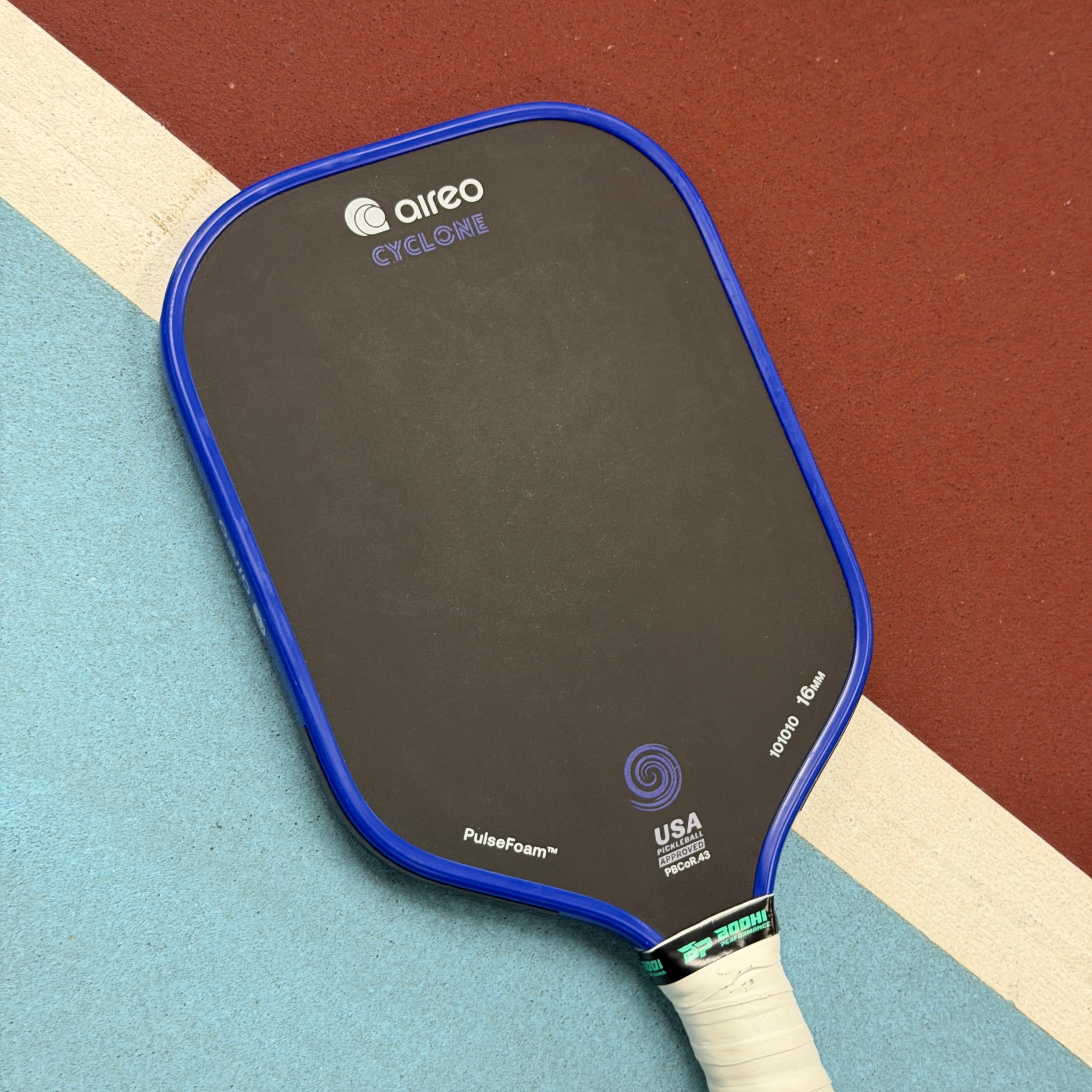 Aireo Cyclone Elongated Foam Core Pickleball Paddle Blue - Used