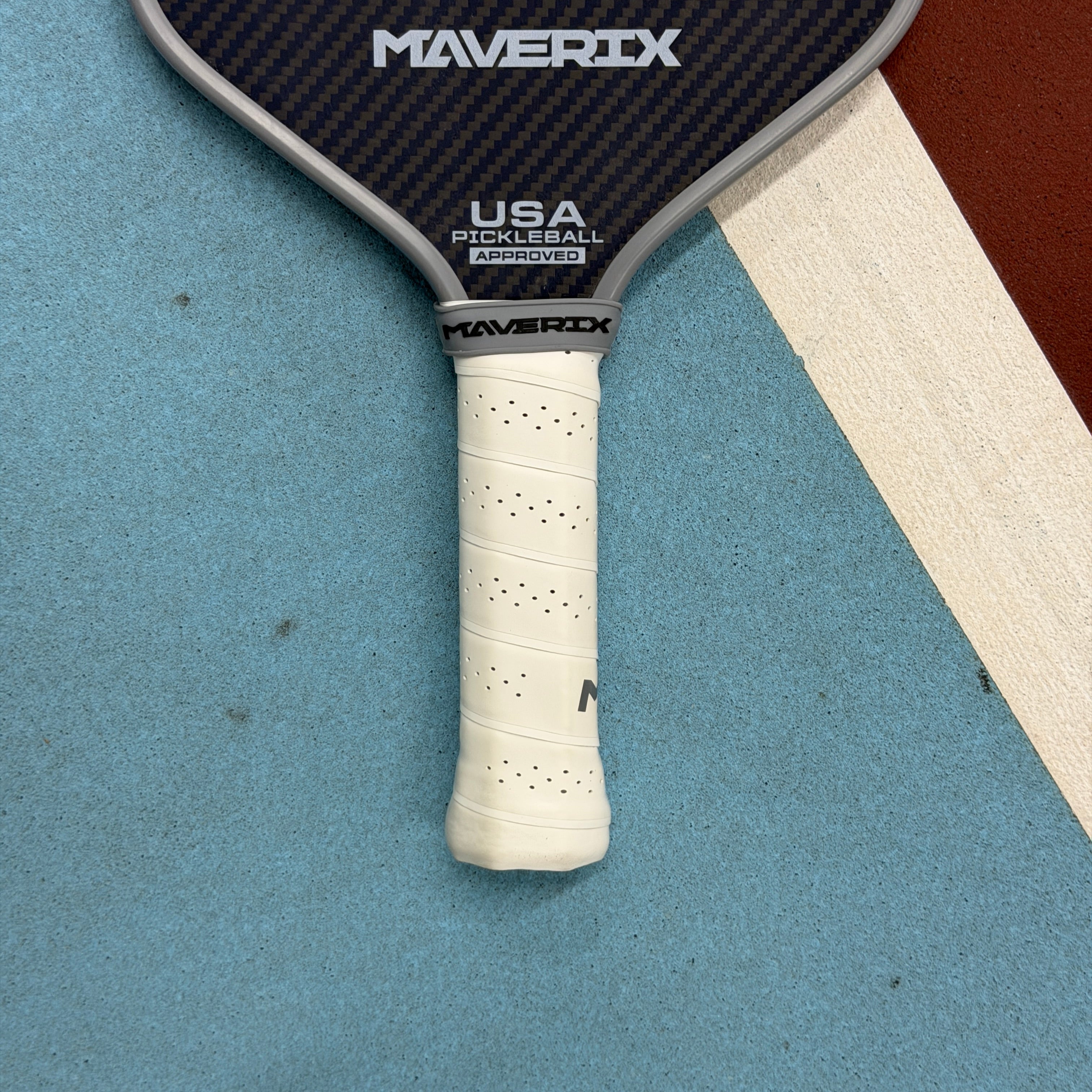 Maverix Havik 15 Pro Elongated Pickleball Paddle
